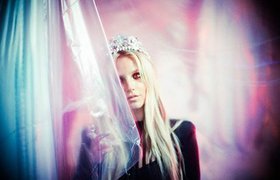 Britney ra mắt MV mới, vẫn sexy như thường lệ